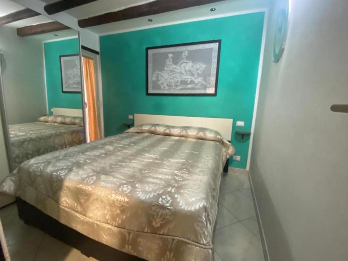 شقة Casa Emely تْشيفالو المظهر الخارجي الصورة